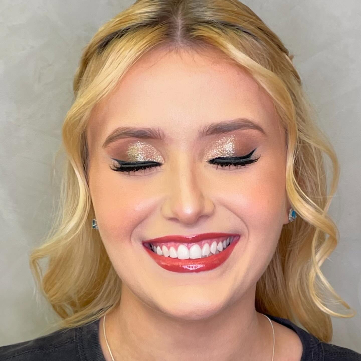 Penteado e Maquiagem