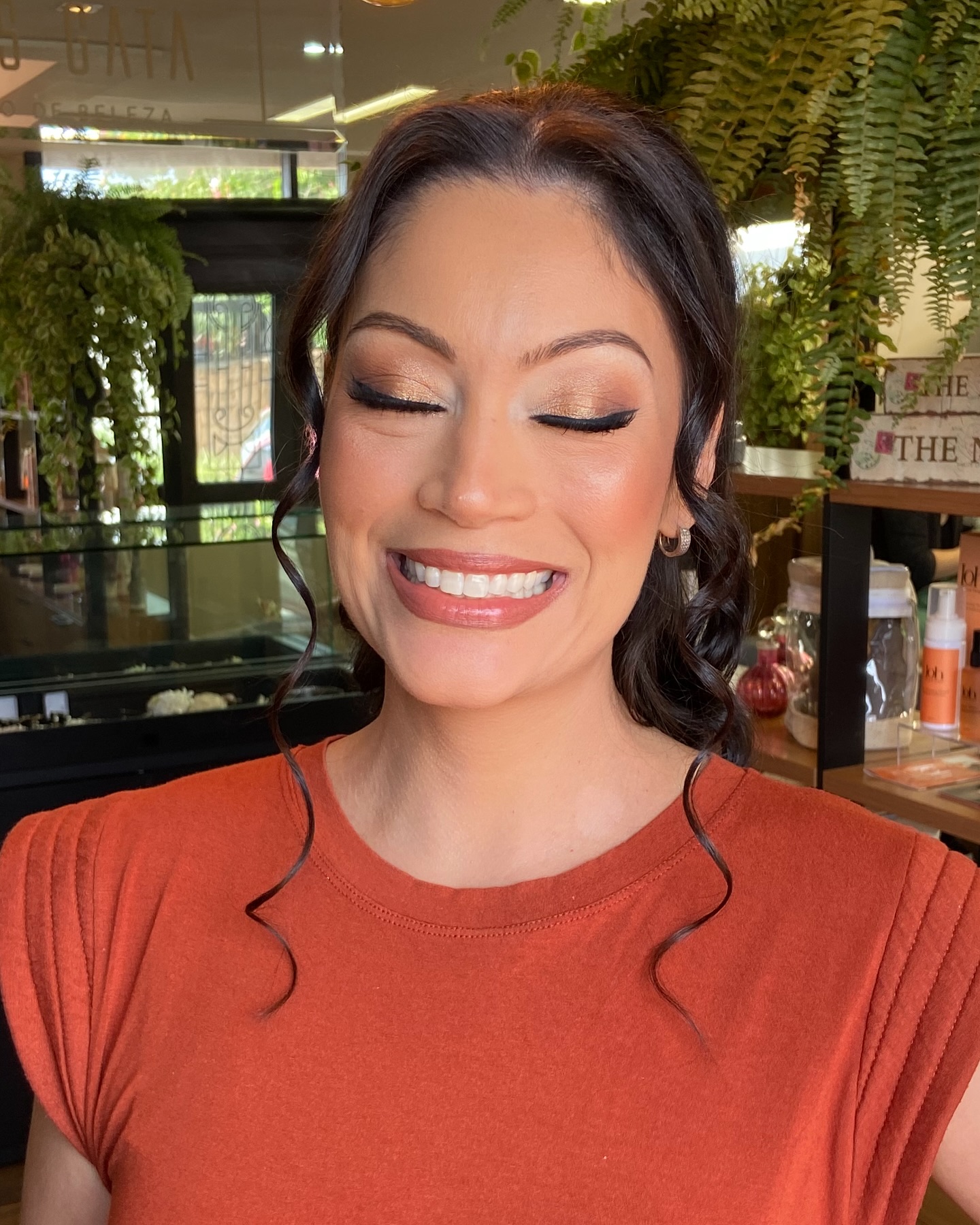 Penteado e Maquiagem