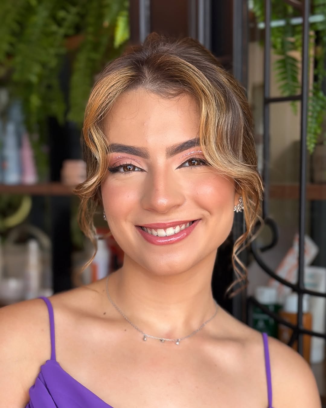 Penteado e Maquiagem