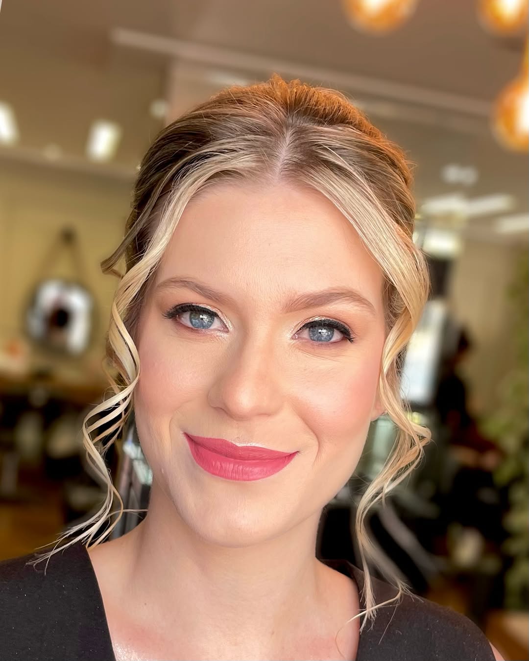 Penteado e Maquiagem